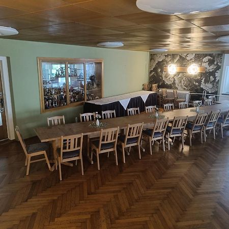 Zur Edlen Krone Neuhausen  Esterno foto